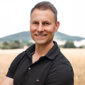 Herr Dr. Georg Eckstein